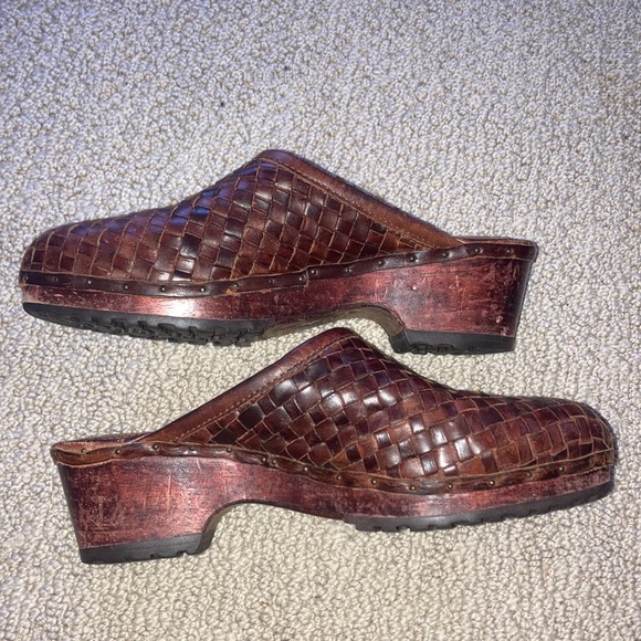 Cole Haan Country Clogs - Picture 1 of 11